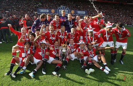 更因她具备 更因她具备